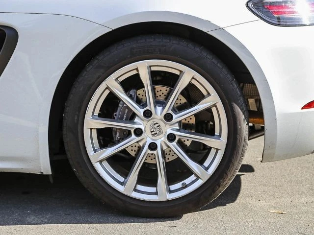 2019 Porsche 718 Boxster - Image 13 of 21