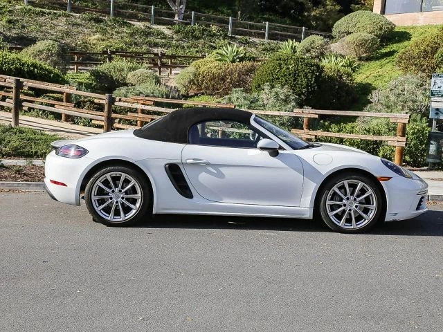 2019 Porsche 718 Boxster - Image 16 of 21