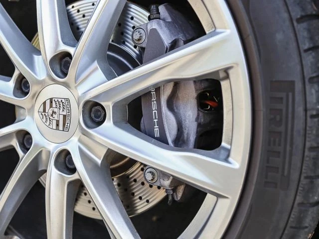 2019 Porsche 718 Boxster - Image 14 of 21