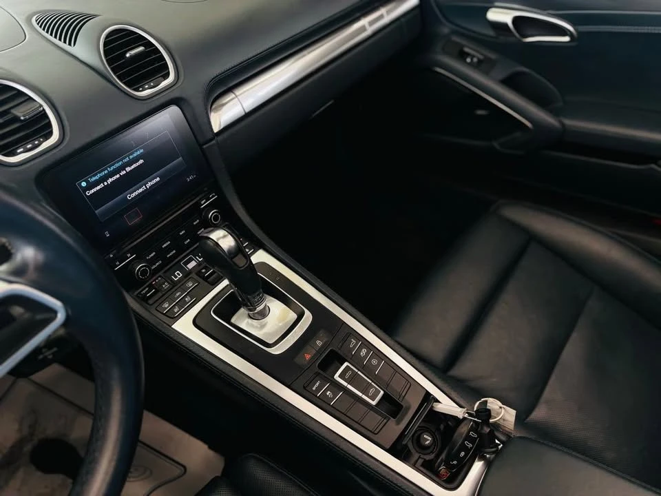 2019 Porsche 718 Boxster - Image 18 of 19