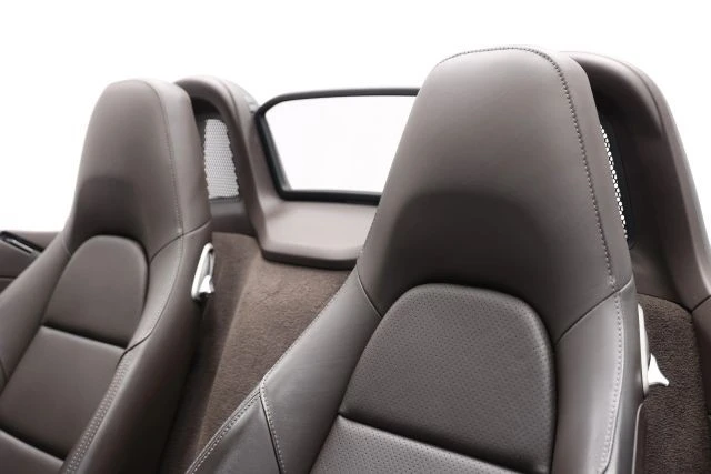 2019 Porsche 718 Boxster - Image 17 of 21
