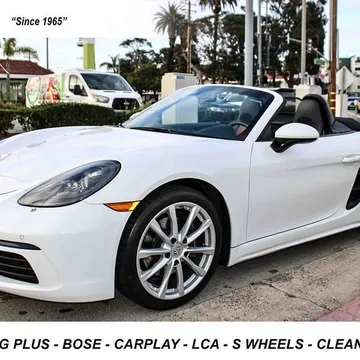 2019 Porsche 718 Boxster Roadster w/Premium Pkg Plus & Apple CarPlay