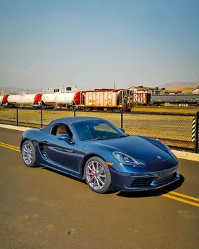 2019 Porsche 718 Boxster S Roadster