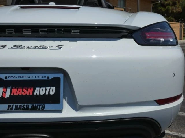 2019 Porsche 718 Boxster S - Image 9 of 21