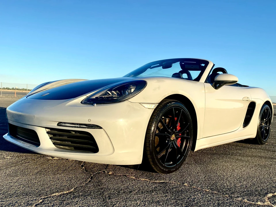 2019 Porsche 718 Boxster S - Image 7 of 31