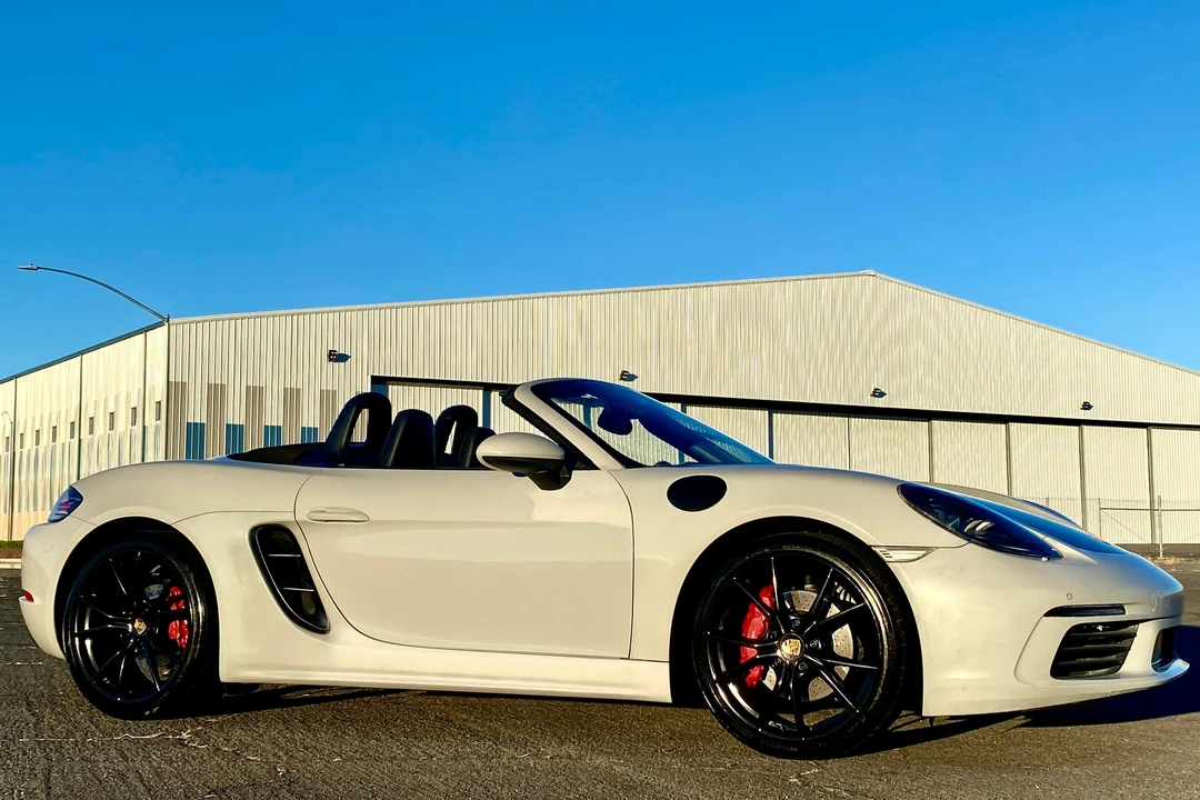 2019 Porsche 718 Boxster S - Image 3 of 31