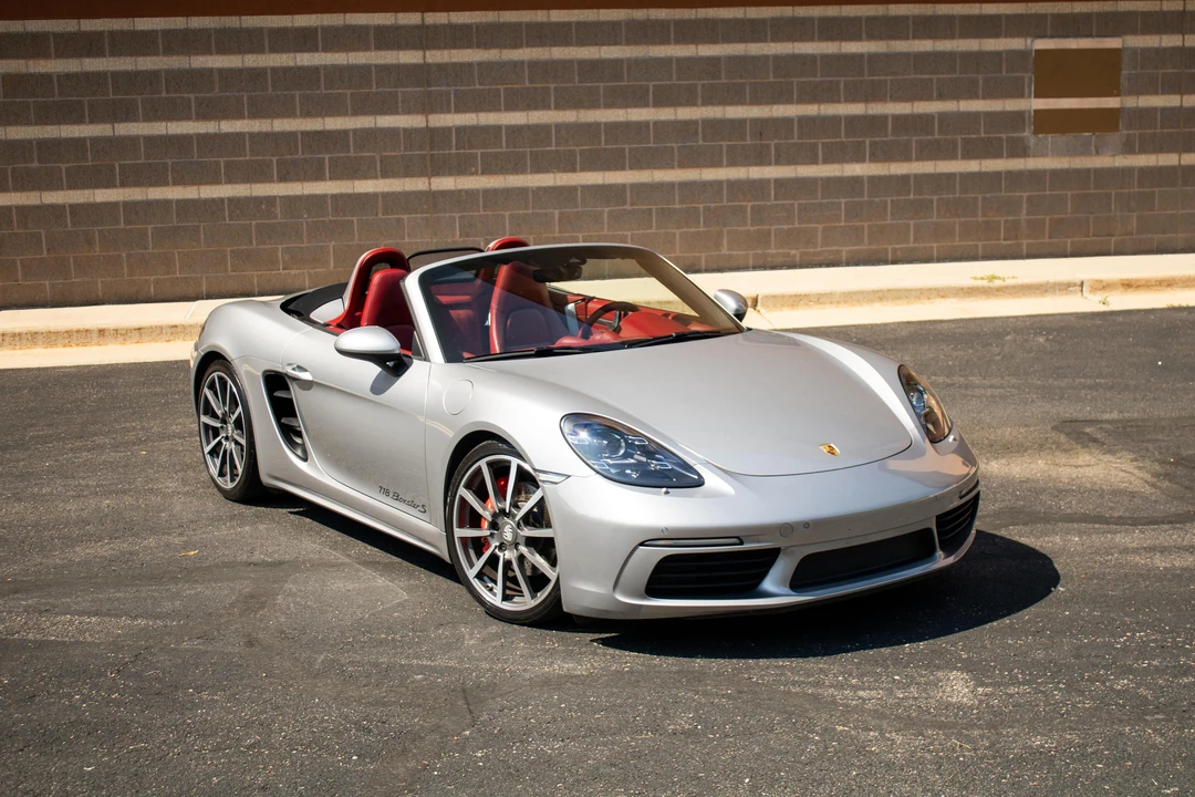 2019 Porsche 718 Boxster S - Image 16 of 31