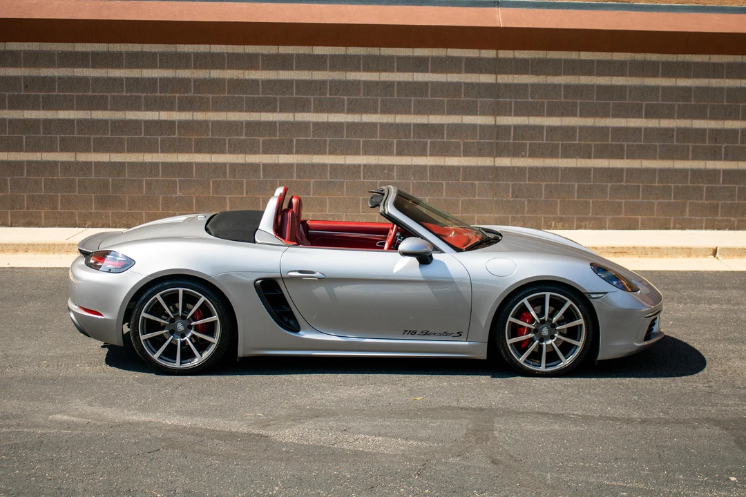 2019 Porsche 718 Boxster S - Image 15 of 31