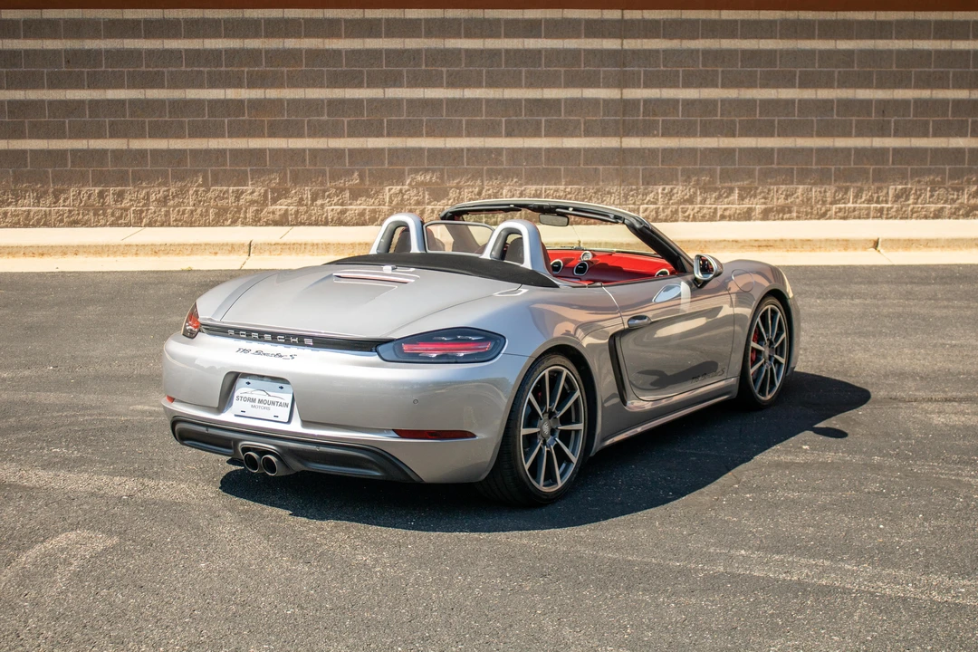 2019 Porsche 718 Boxster S - Image 13 of 31