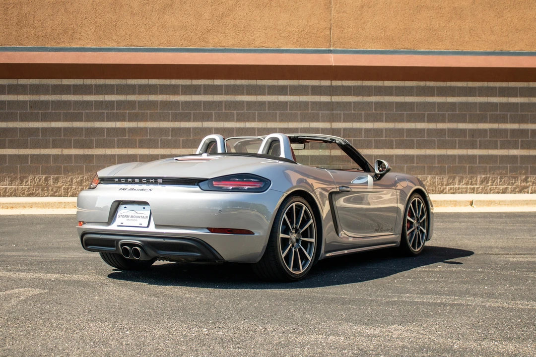 2019 Porsche 718 Boxster S - Image 14 of 31