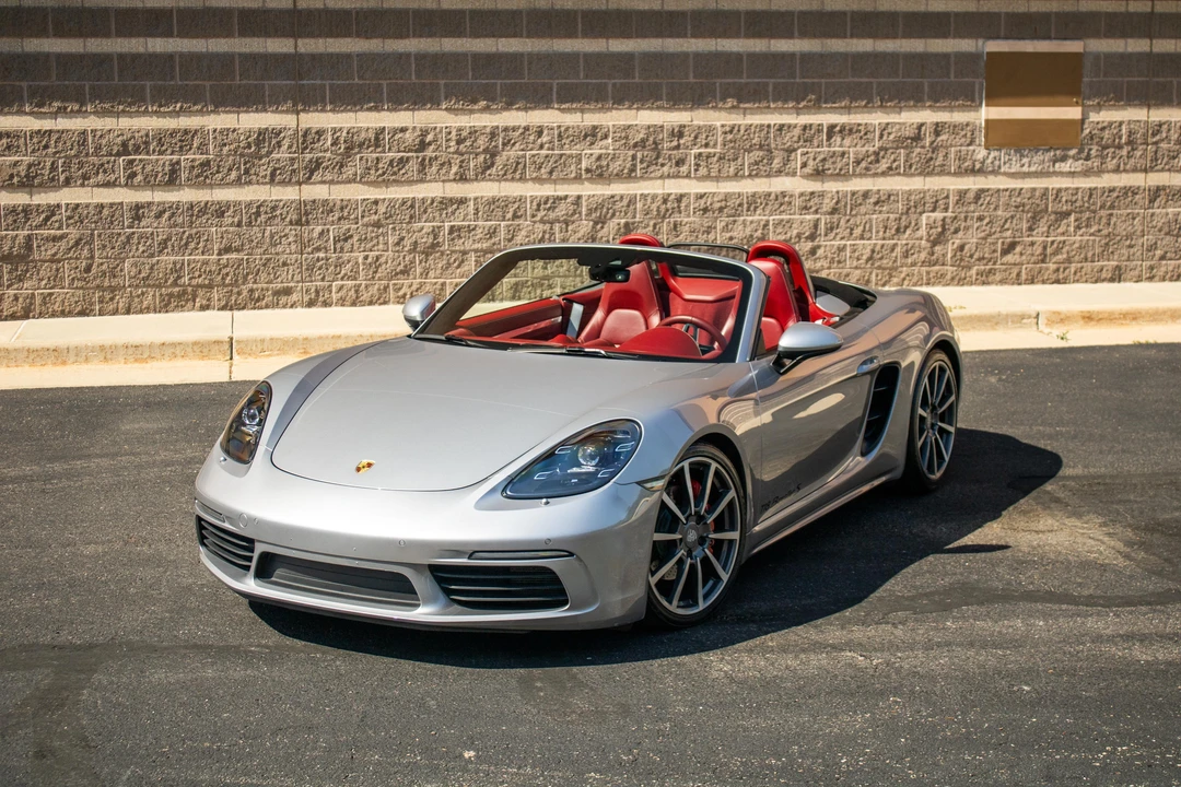2019 Porsche 718 Boxster S - Image 8 of 31