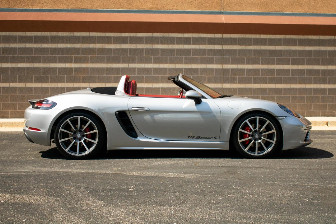2019 Porsche 718 Boxster S - Image 3 of 31