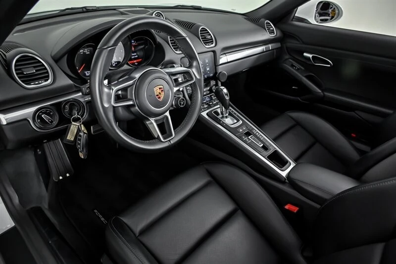 2019 Porsche 718 Boxster S - Image 15 of 31