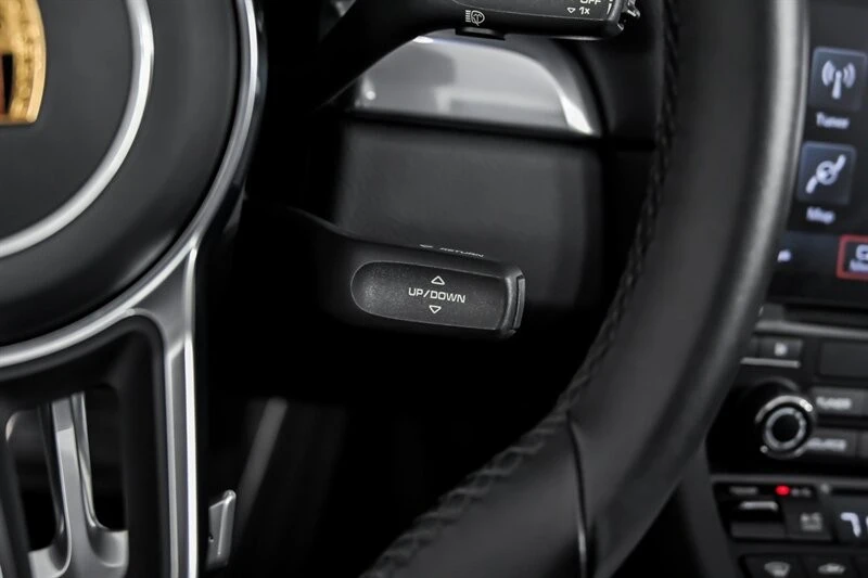 2019 Porsche 718 Boxster S - Image 24 of 31