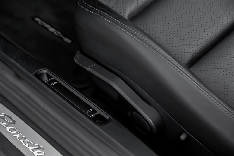 2019 Porsche 718 Boxster S - Image 19 of 31
