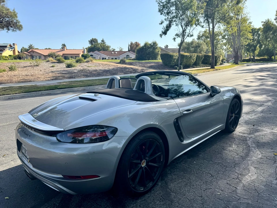 2019 Porsche 718 Boxster S - Image 10 of 31