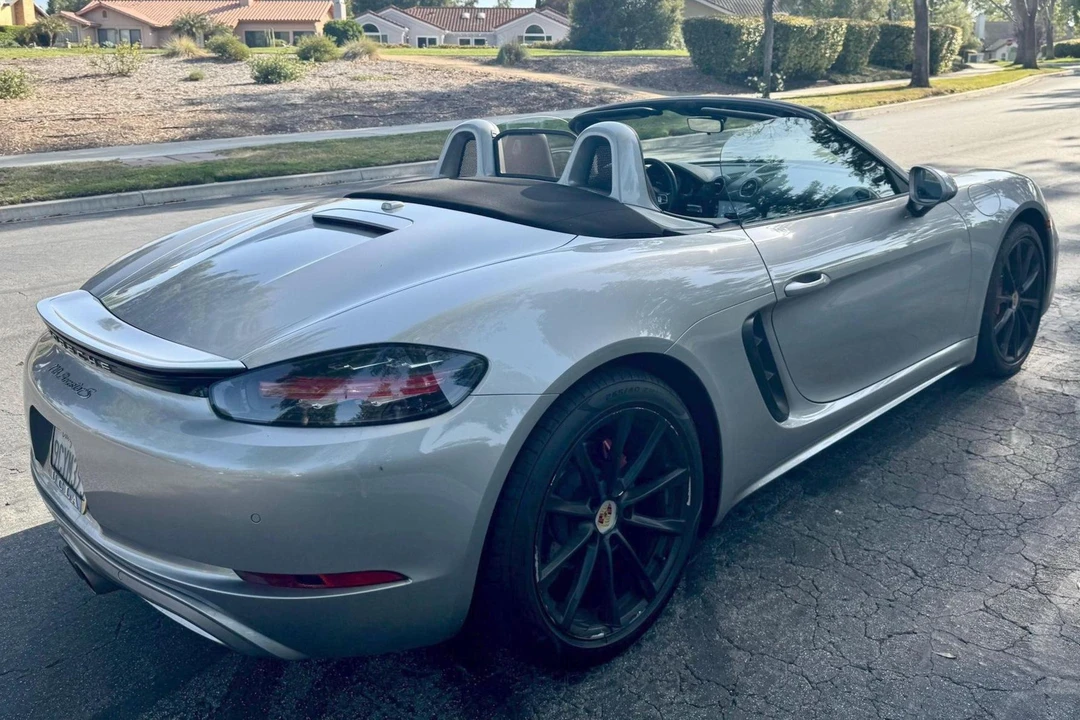2019 Porsche 718 Boxster S - Image 4 of 31