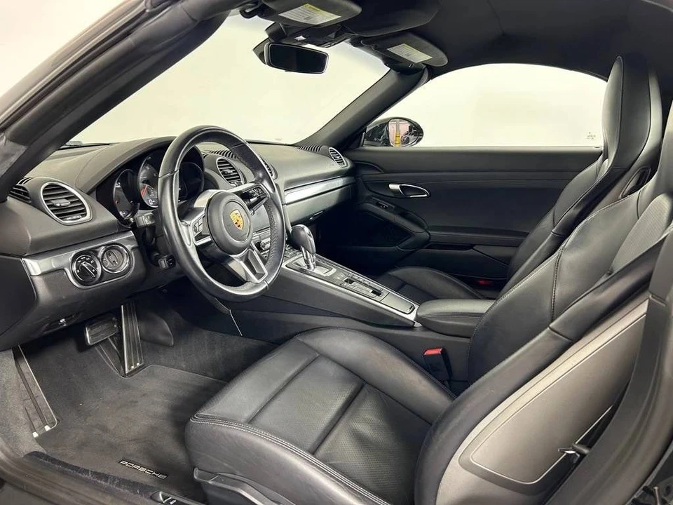 2019 Porsche 718 Boxster S - Image 4 of 5