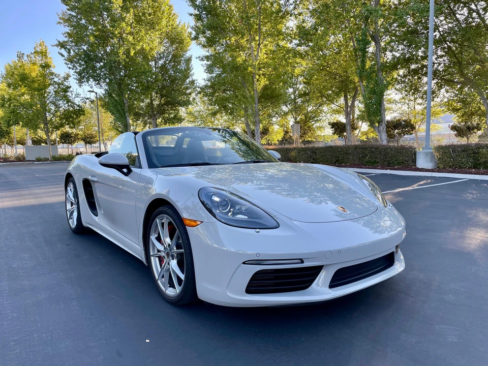 2019 Porsche 718 Boxster S - Image 17 of 31