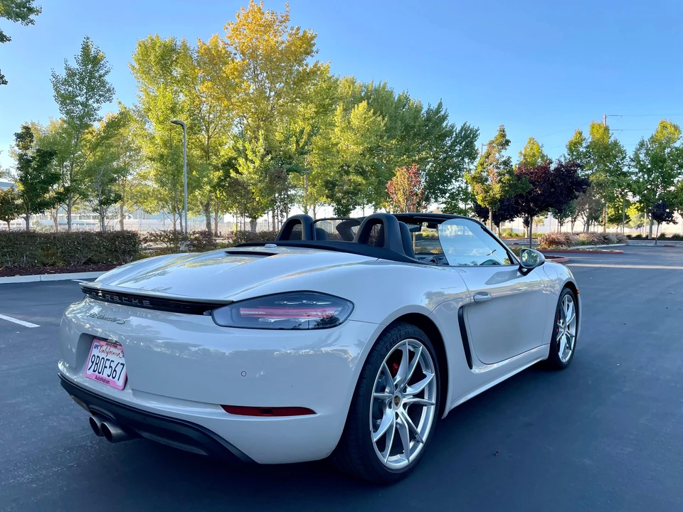 2019 Porsche 718 Boxster S - Image 11 of 31