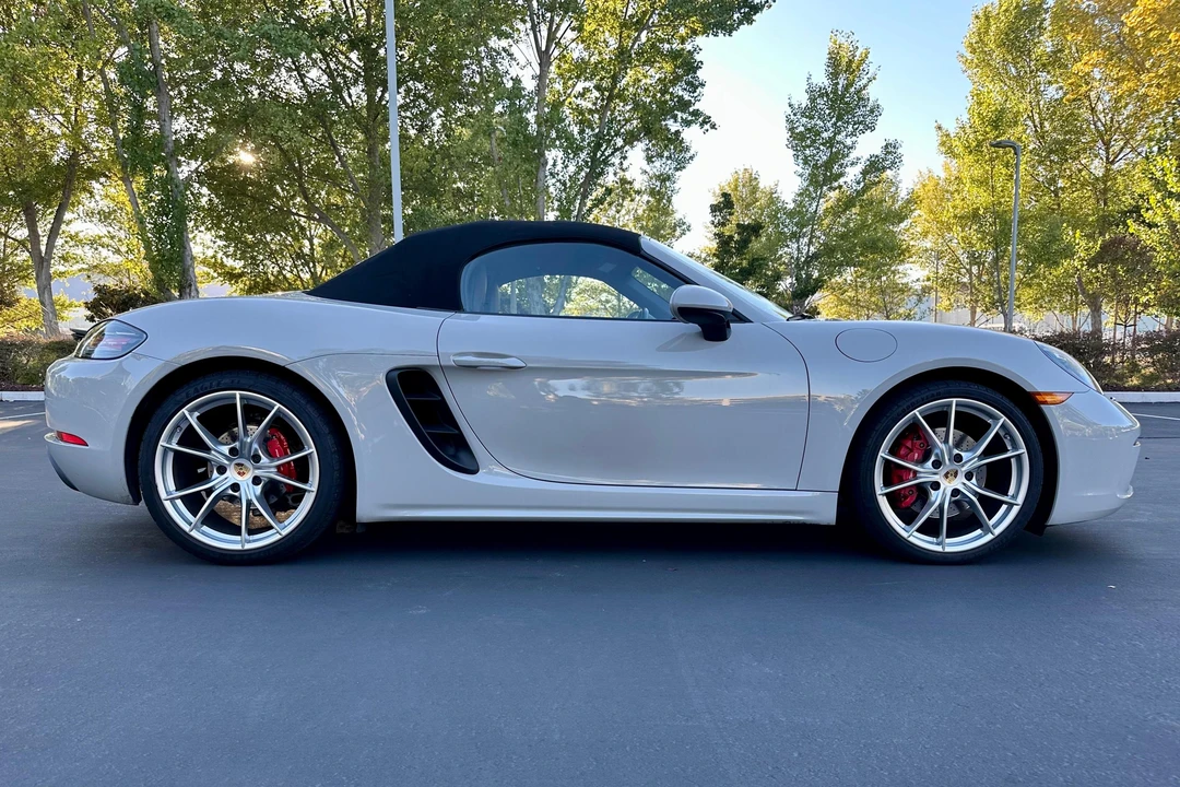 2019 Porsche 718 Boxster S - Image 3 of 31