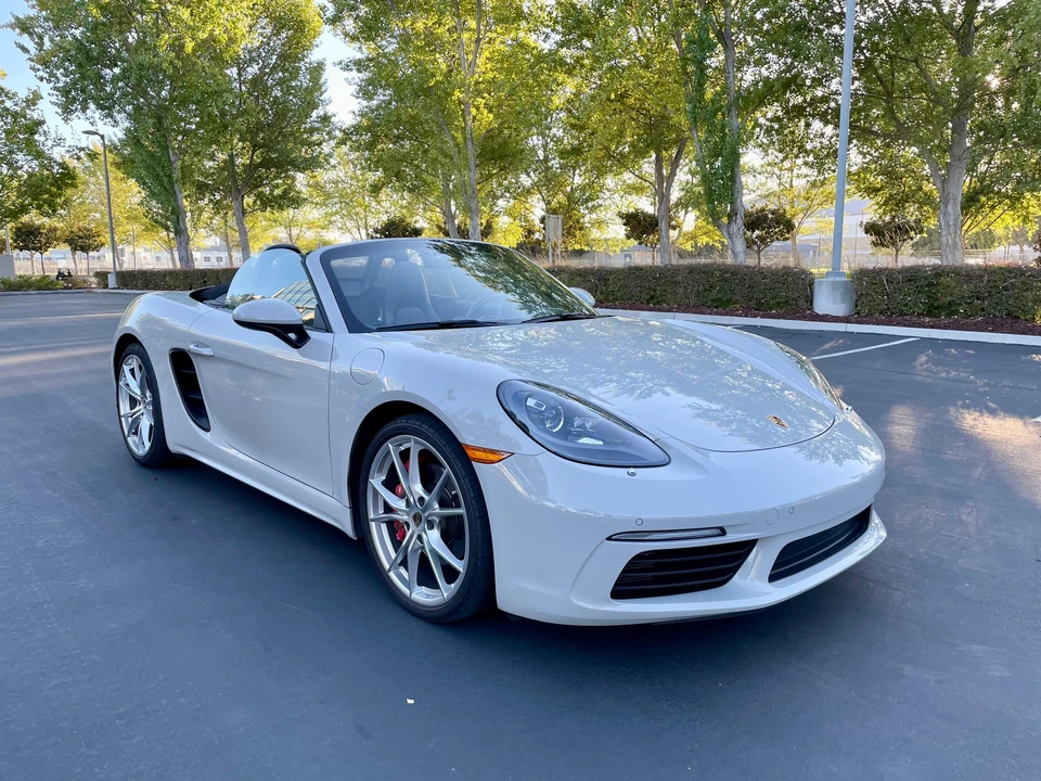 2019 Porsche 718 Boxster S - Image 16 of 31