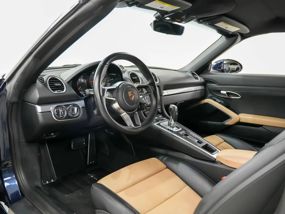2019 Porsche 718 Boxster S - Image 4 of 5