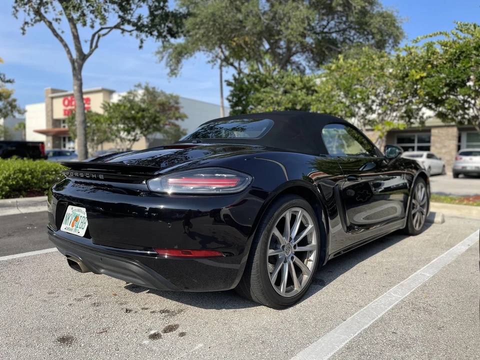 2019 Porsche 718 Boxster - Image 10 of 31