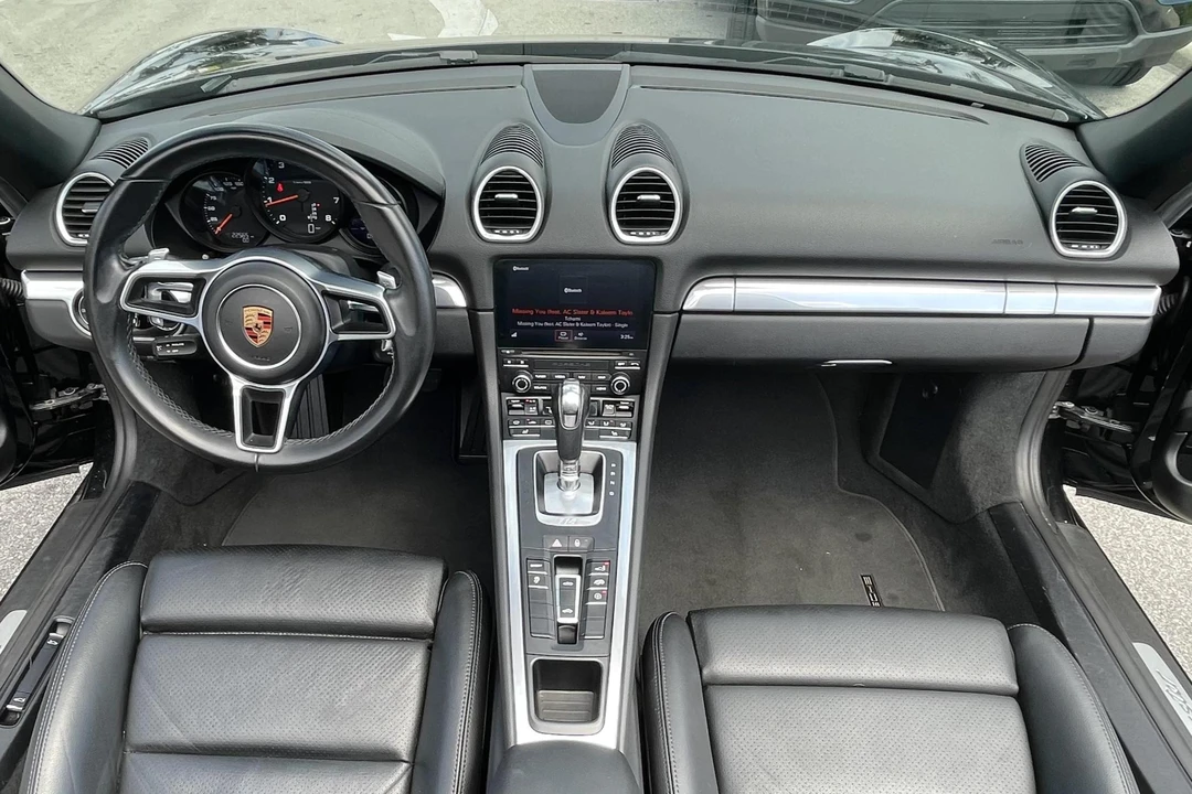 2019 Porsche 718 Boxster - Image 27 of 31