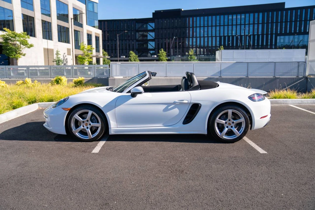 2019 Porsche 718 Boxster - Image 2 of 5