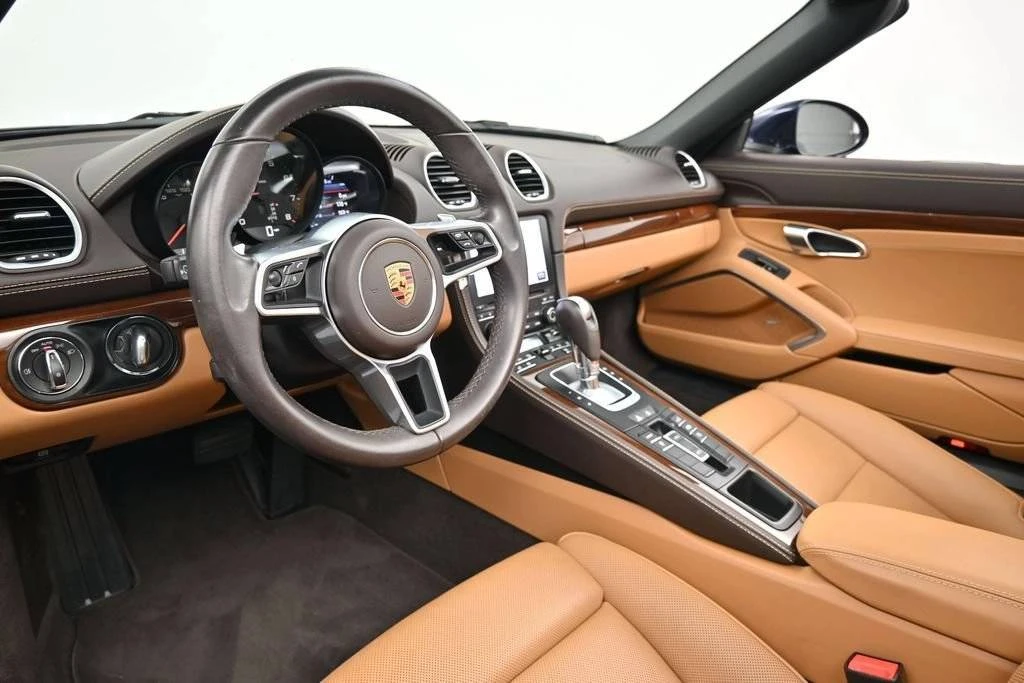 2019 Porsche 718 Boxster - Image 4 of 5