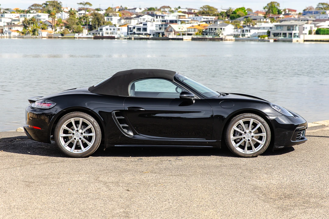 2019 Porsche 718 Boxster - Image 12 of 31