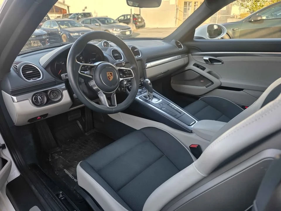 2019 Porsche 718 Cayman - Image 7 of 8