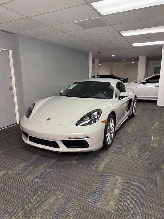 2019 Porsche 718 Cayman - Image 2 of 9