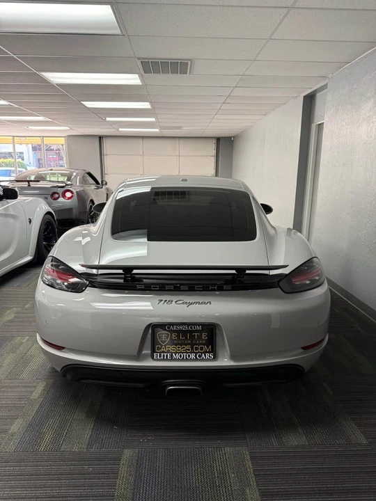 2019 Porsche 718 Cayman - Image 4 of 9