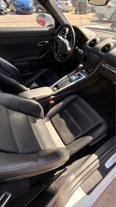 2019 Porsche 718 Cayman - Image 6 of 7