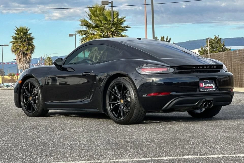 2019 Porsche 718 Cayman - Image 4 of 6