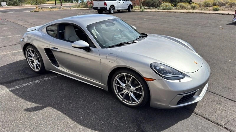 2019 Porsche 718 Cayman - Image 16 of 20
