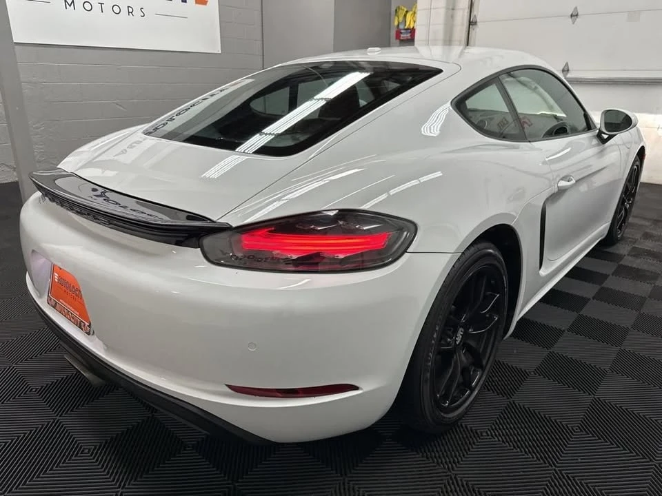 2019 Porsche 718 Cayman - Image 10 of 20
