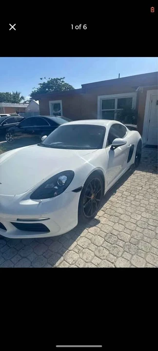 2019 Porsche 718 Cayman - Image 4 of 5