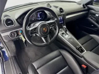 2019 Porsche 718 Cayman - Image 4 of 4