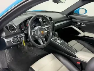 2019 Porsche 718 Cayman - Image 4 of 4