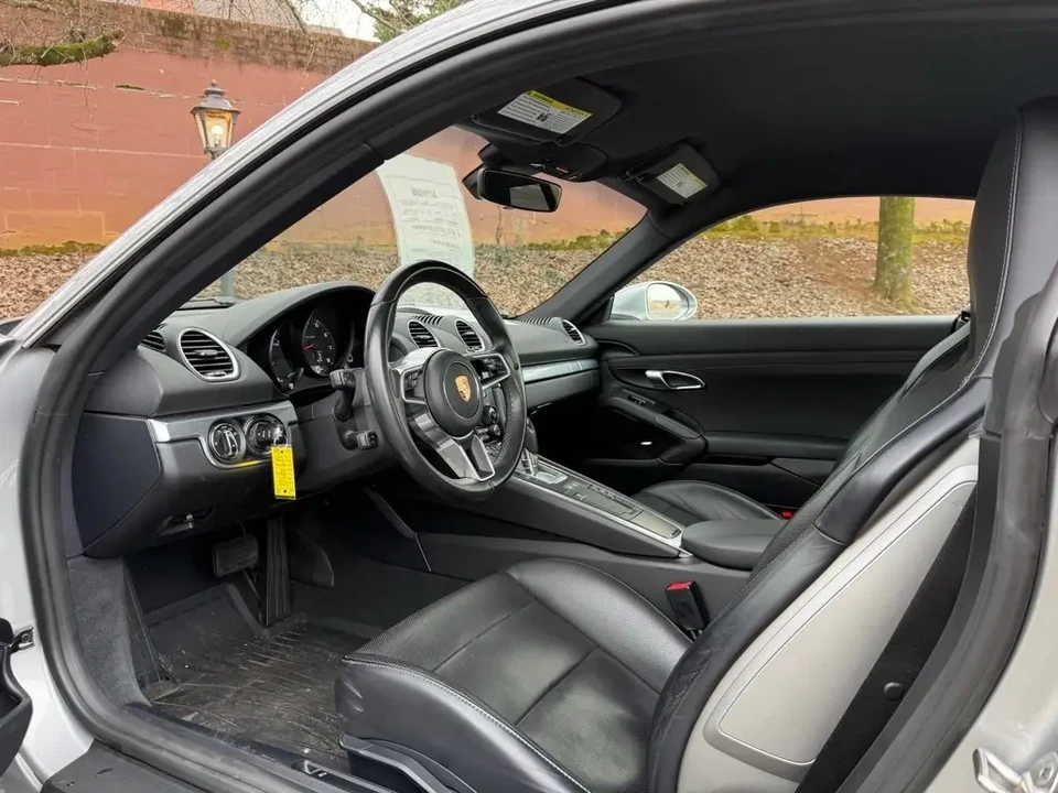 2019 Porsche 718 Cayman - Image 5 of 7