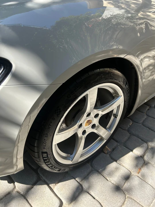 2019 Porsche 718 Cayman - Image 8 of 19