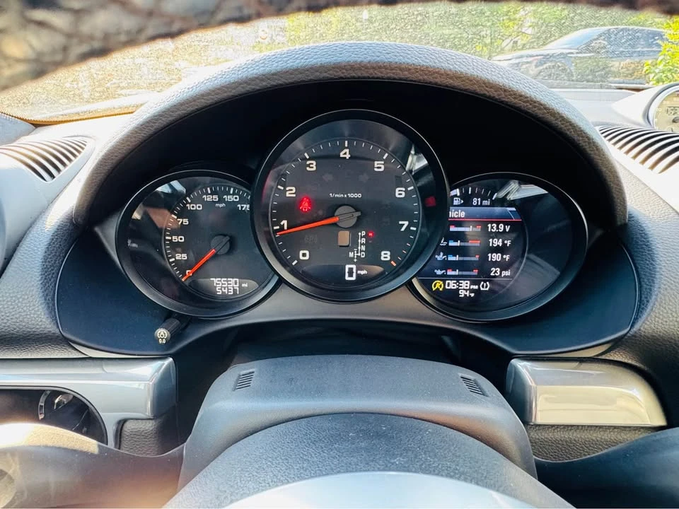2019 Porsche 718 Cayman - Image 8 of 8