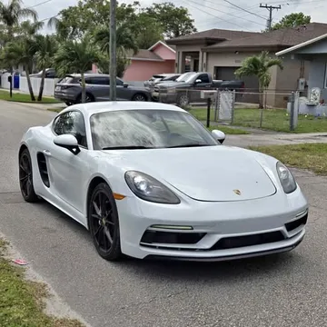 2019 Porsche 718 Cayman