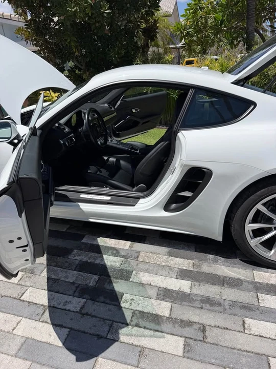 2019 Porsche 718 Cayman - Image 3 of 9