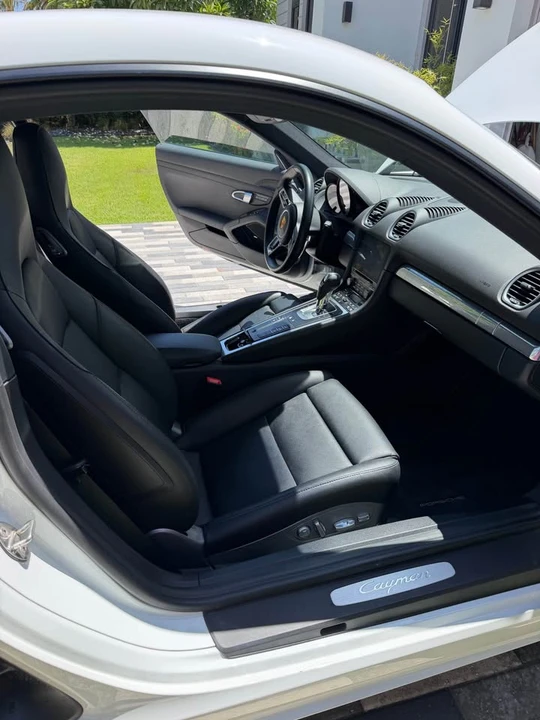 2019 Porsche 718 Cayman - Image 6 of 9