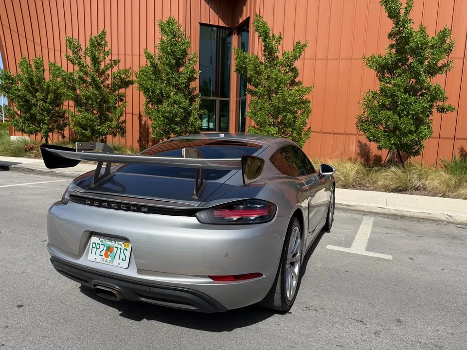 2019 Porsche 718 Cayman - Image 11 of 12