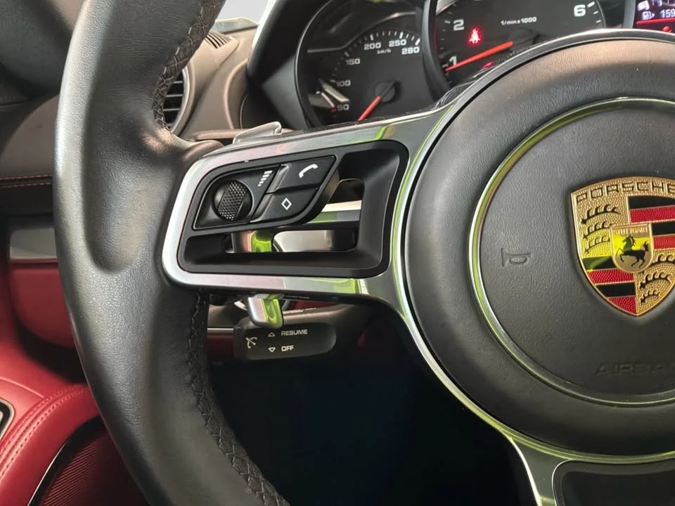 2019 Porsche 718 Cayman - Image 14 of 20